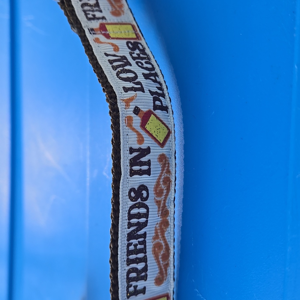 New! Whiskey Dog Collar Size Small "Friends In Low Places" Country / Western